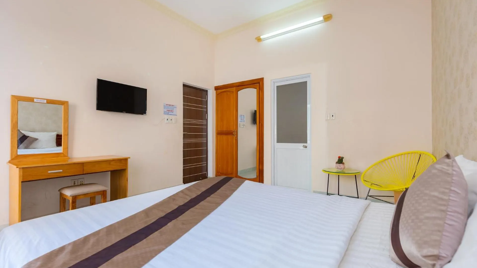 Villa Ho Boi Di Bo 100 Met Ra Bai Tam - 45/5 Tv Vung Tau
