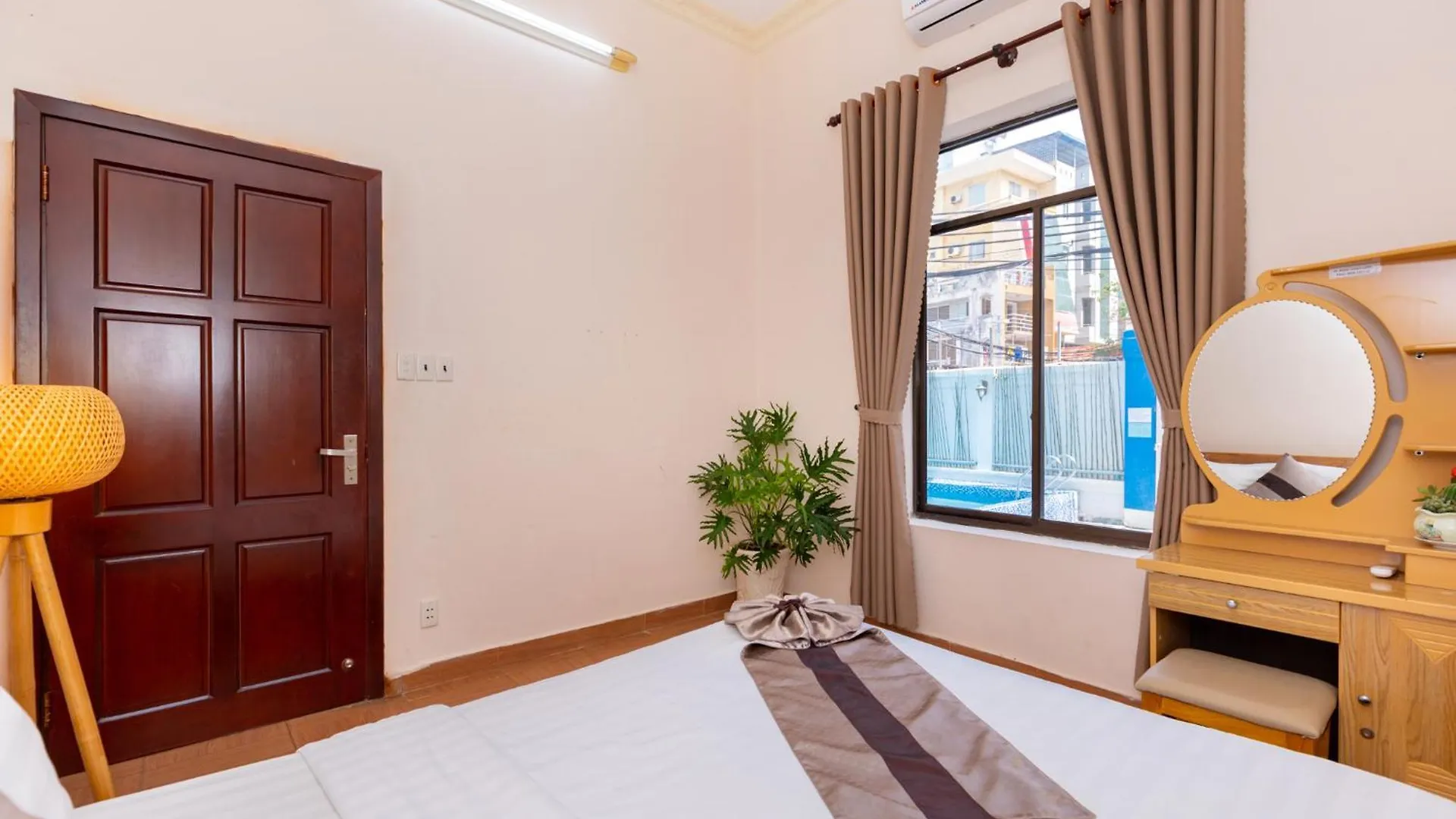Villa Ho Boi Di Bo 100 Met Ra Bai Tam - 45/5 Tv Vung Tau